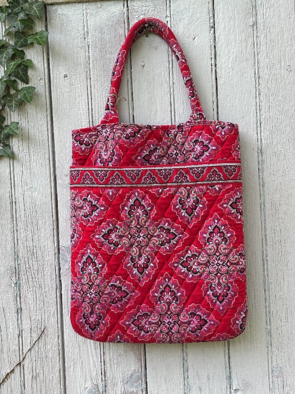 Vera Bradley Red Medallion Quilted Cotton Tote Bag | Like New